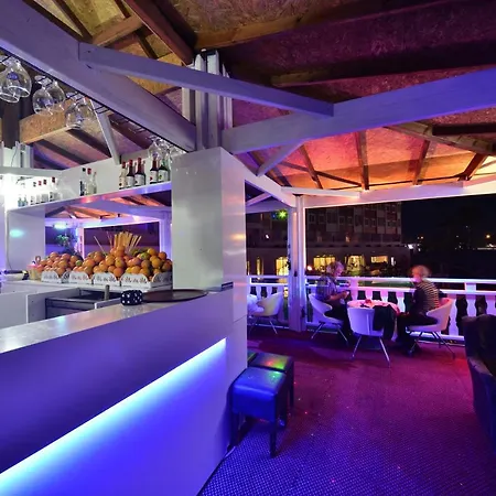 Side Royal Paradise אתר נופש Kumkoy